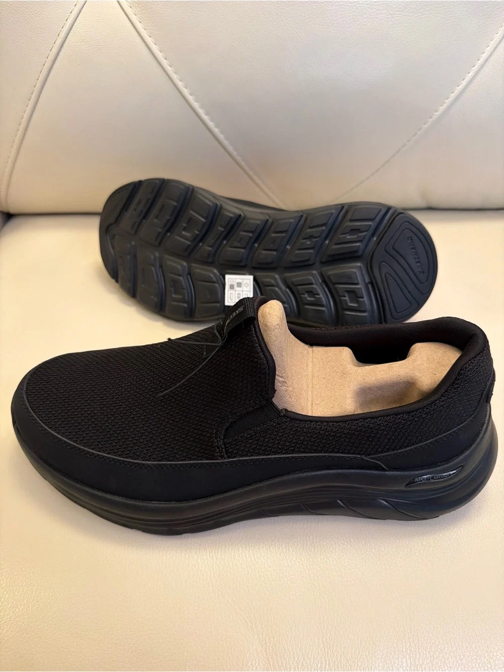 Skechers breathable knit